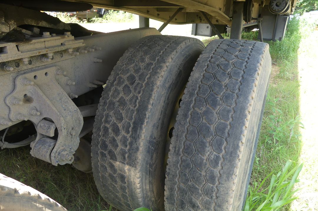 2014 VOLVO VNL 64T - Image 15